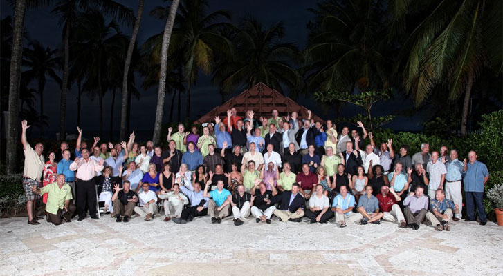 Image: Recognized employees enjoy a beautiful outting on the tropics. Employee recognition programs developed by Benchmarc360.